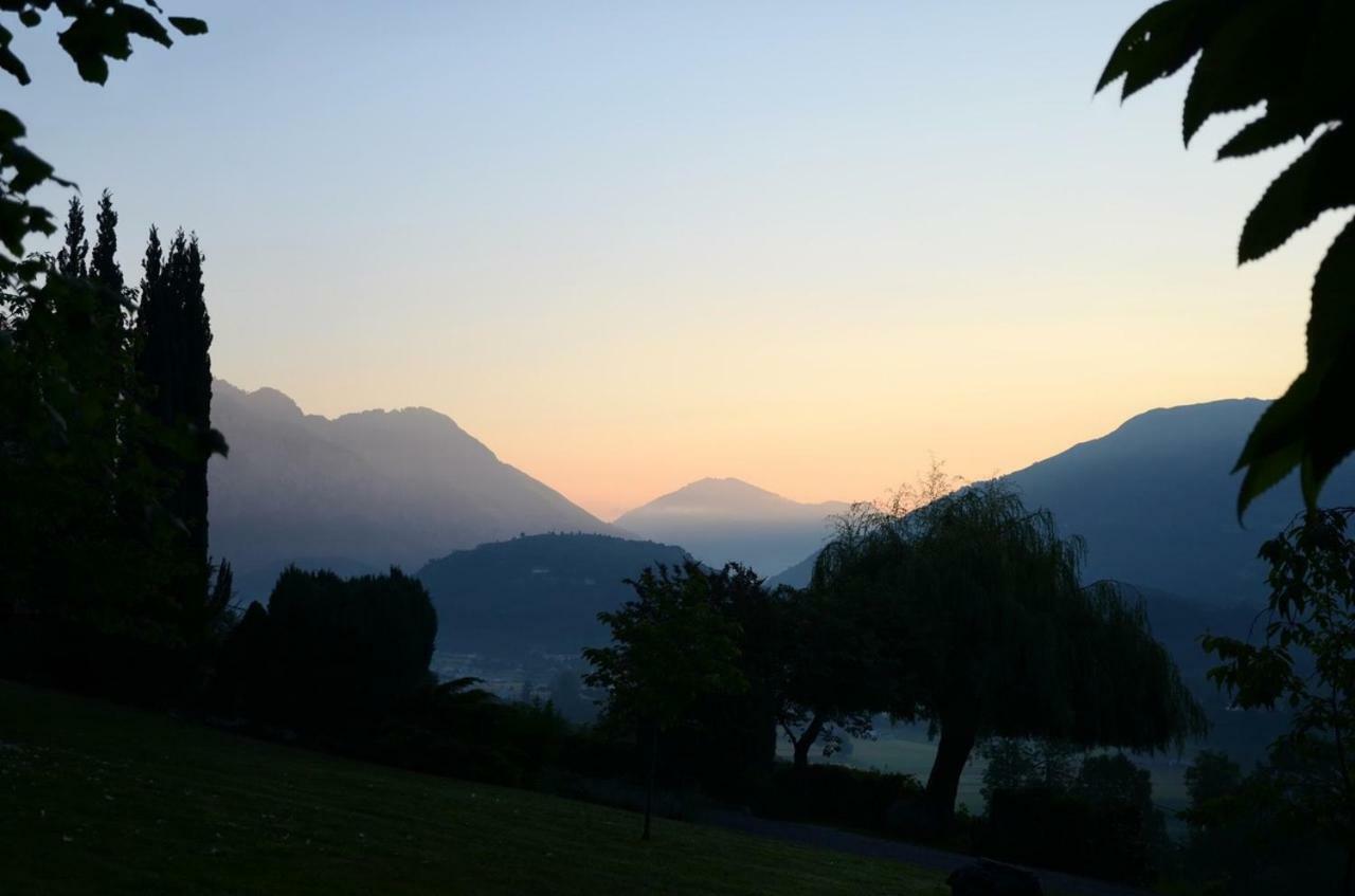 Le Chalet Des Pyrenees St Savin Saint-Savin  Eksteriør bilde